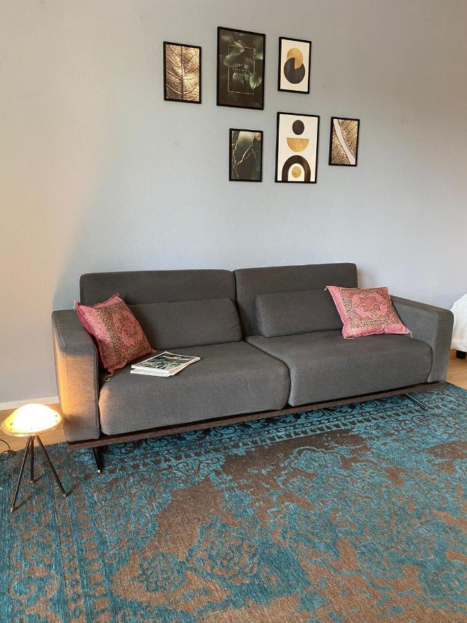 Beautiful Apartment With Balcony Берлин Экстерьер фото